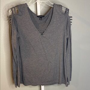 Rock & Republic Gray Cold-Shoulder V-Neck Long Sleeve Top with Ladder Straps